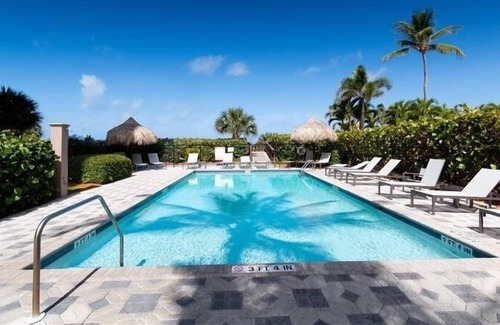 Marco Island Condominio | Som 813 - Somerset 2 Bedroom Condo by Redawning