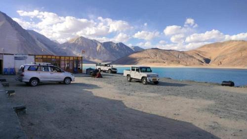 Leh Hotel | Soma Retreat Cottage, Pangong Lake