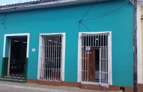 Trinidad Casa | Sombrilla ft Conjunto Kara-Lis