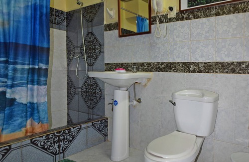 Trinidad Casa | Sombrilla ft Hostal Clasico Colonial - Adults Only