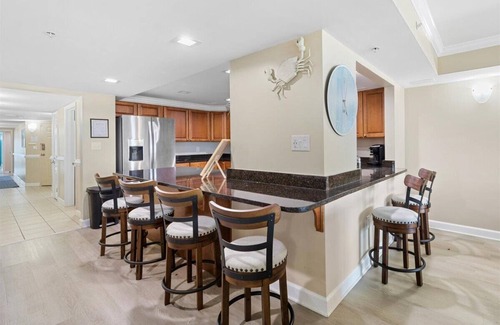 Ocean City Condominio | Somerset on 2nd - Gorgeous Condo right on the Historic OCMD Boardwalk!