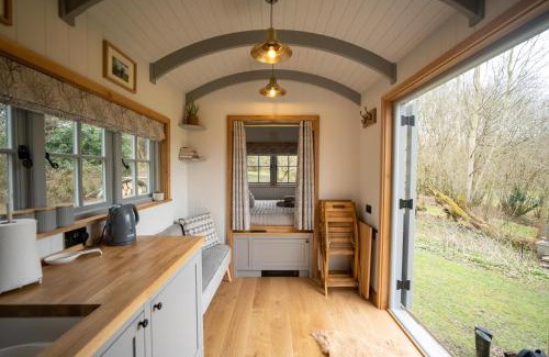 Winsham Otro | Somerset Shepherds Huts