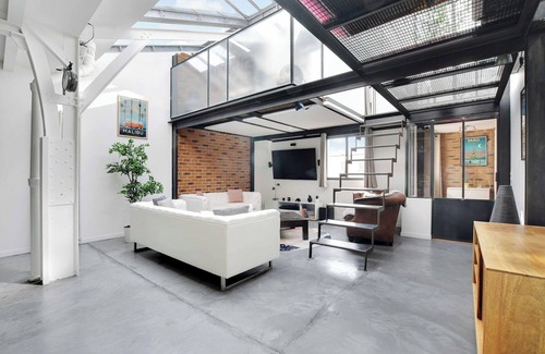 Quartier de la Folie-Mericourt Apartamento | Somptuous Apartement Terrace-2br/6pcenter of Paris