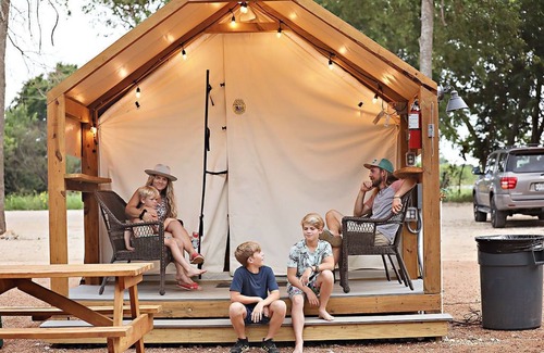 Prairie Lea Cabina | Son's River Ranch Glamping Cabin 8