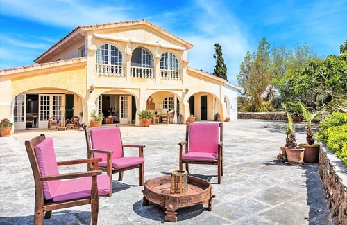 Menorca Villa | Son Temet · Luxury Finca Son Temet -big great pool, peaceful