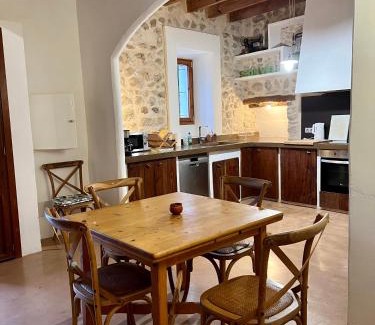Son Macia Casa | Son Vell. Mallorca. Casa amb piscina ecològica.