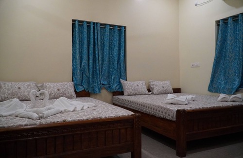 Bolpur Hotel | Sonajhuri Bagan Bari