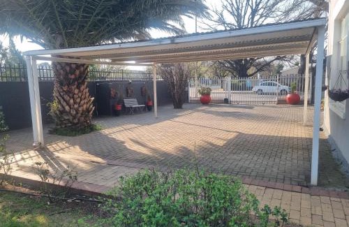 Aliwal North Cama Y Desayuno | Sondela Bed and Breakfast