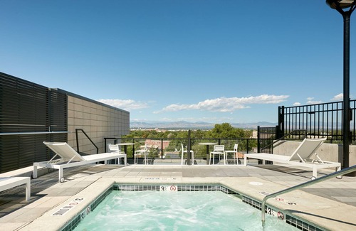 University Park Apartamento | Sonder at University Park | Two-Bedroom Apartment w/ Balcony