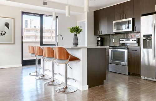 University Park Apartamento | Sonder at University Park | Two-Bedroom Apartment w/ Balcony