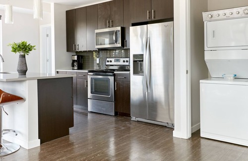 University Park Apartamento | Sonder at University Park | Two-Bedroom Apartment w/ Balcony