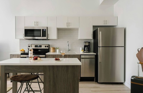 Midtown Village Apartamento | Sonder by Marriott Bonvoy The Witherspoon Apartments Center City