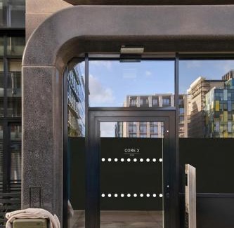 Grand Canal Dock Apartamento | Sonder by Marriott Bonvoy Britain Quay Apartments Grand Canal Square