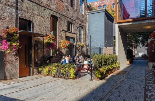Pioneer Square Apartamento | Sonder RailSpur | Accessible Queen Room+