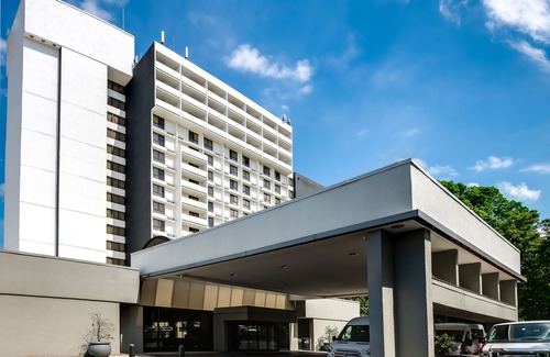 Executive Park Hotel | Sonesta Charlotte Executive Park