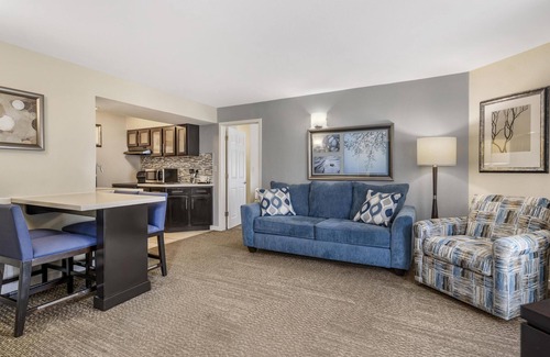 Florida Central Atlantic Coast Hotel | Sonesta ES Suites Orlando - Lake Buena Vista