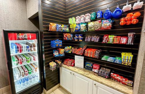 Overland Park Hotel | Sonesta Essential Hotels Overland Park