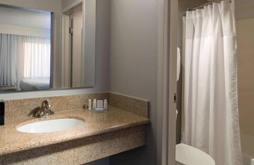 Boca Raton Hotel | Sonesta Select Boca Raton Town Center