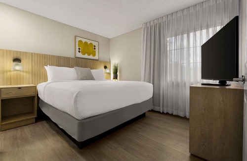 Irvine Industrial Complex-East Hotel | Sonesta Simply Suites Irvine East Foothill
