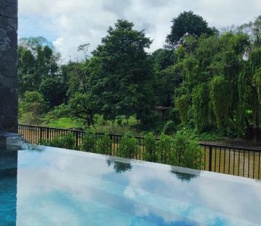 Vang Vieng Hotel | Song View Pool Villa