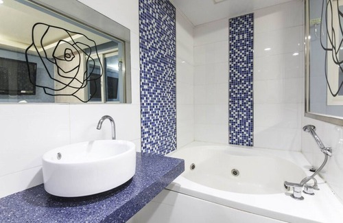 Haeundae Hotel | Songjeong V Hotel