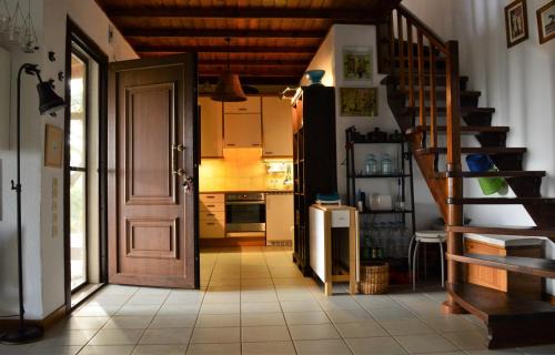 Gerakini Casa | Sonia's House with Garden