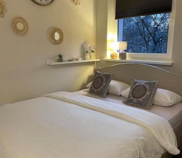 Schoeneberg Apartamento | Sonnenblick Apt in Schöneberg - nähe Ku'damm