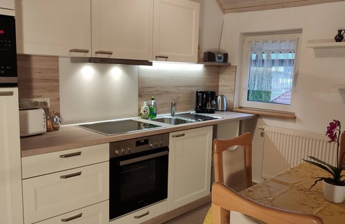 Zella-Mehlis Apartamento | Vacaciones en la región de vacaciones Oberhof directamente en el bosque