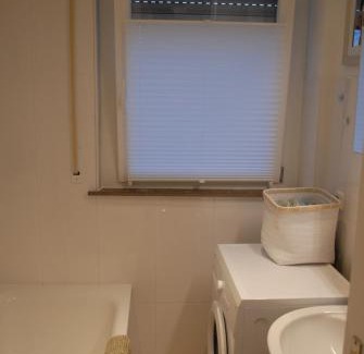 Eriskirch Apartamento | Sonnige 4 Zimmer Ferienwohnung nähe See bis zu 6 Personen