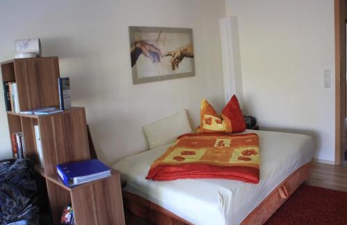 Heiligenhagen Apartamento | Sonnige Ferienwohnung am Wald Büdnerreihe, cleaning included