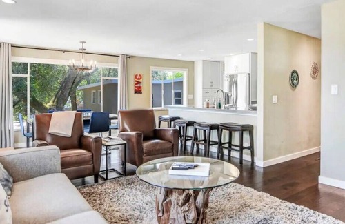 Fetters Hot Springs-Agua Caliente Casa | Sonoma Monthly Wine Country Cottage - Great Remote Work Listing!
