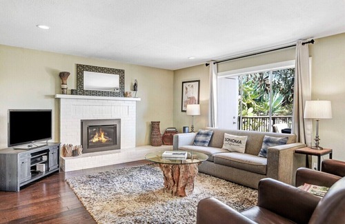 Fetters Hot Springs-Agua Caliente Casa | Sonoma Springs Wine Country Cottage