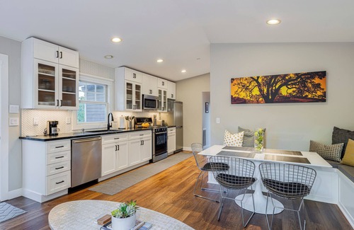 Fetters Hot Springs-Agua Caliente Casa | Sonoma Valley Bungalow Retreat with Pool