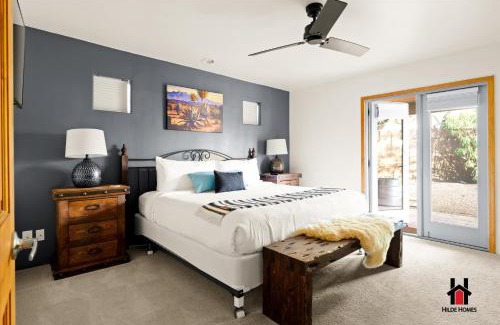 Cave Creek Casa | Sonoran Desert Getaway with Cowboy Tub