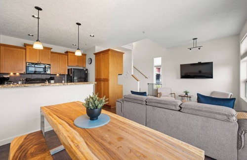 Sooke Casa | Sooke Ocean View Townhome, 2 Bedroom