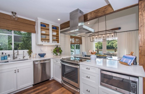 Chapin Casa | Soothing 3-bedroom house on Lake Murray!!