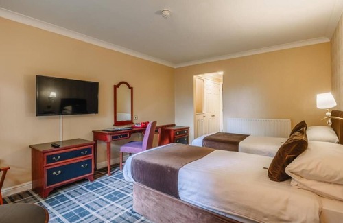 Ipswich Hotel | Soothing Space in Heritage Setting | Garden Views, Pool & Solarium Access