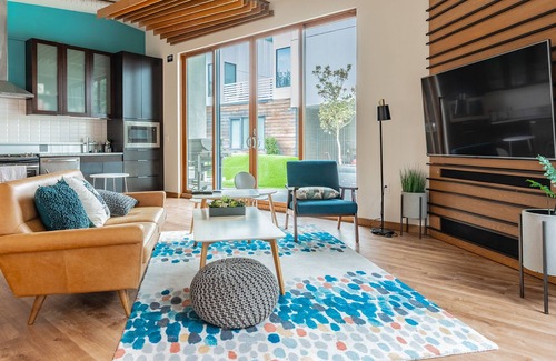 Northwest Bellevue Apartamento | Sophari's Apartments in Bellevue