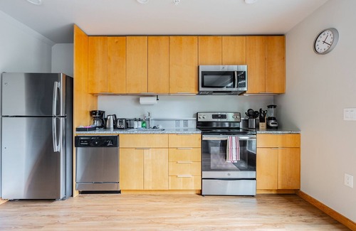 Northwest Bellevue Apartamento | Sophari's Apartments in Bellevue