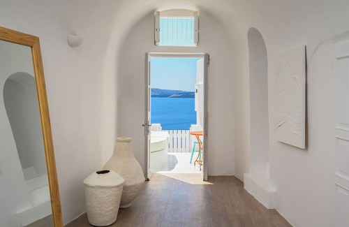 Oia Villa | Sophia Oia View