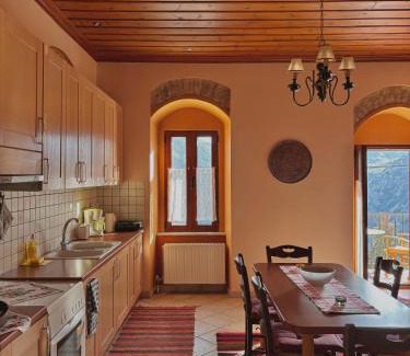 Dimitsana Apartamento | Sophia's Stone House