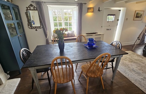 Philleigh Cabaña | Sophie's Cottage - a cottage that sleeps 4 guests in 2 bedrooms