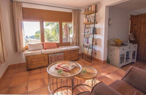 Sant Cebria de Vallalta Villa | ¡Sofisticada elegancia y vistas cerca de BCN!