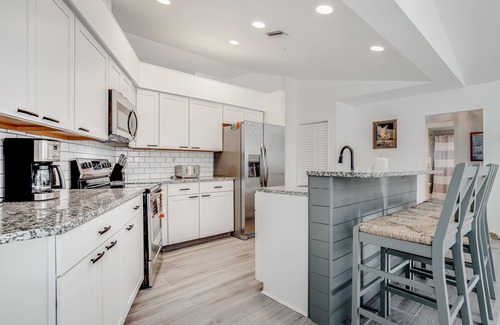 Lely Golf Estates Casa | Sophisticated home with private lanai, heated pool & fast WiFi - near beaches