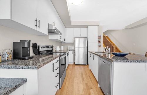 Burlington Casa | Sophisticated Modern Living