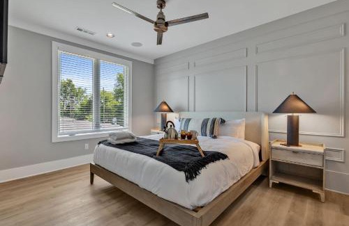 Berry Hill Casa | Soprano - Private Rooftop - 8 mins to Broadway