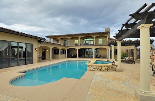 Cornville Casa | Sorelle Vineyard 5BR by Casago