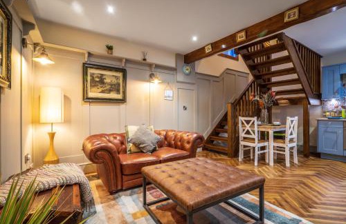 Londonderry Casa | Sorley Boys Snug