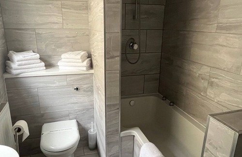 Cambridge Hotel | Sorrento Hotel