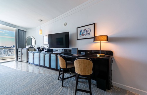 Seybold Apartamento | Sorrento Ocean / Bay Jr Suite in the Fontainebleau